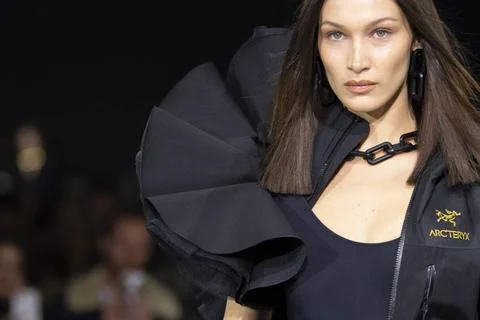 Off-White Fall Winter 2020 at Paris Fashion Week Off-White Fall Winter 20... Foto stock