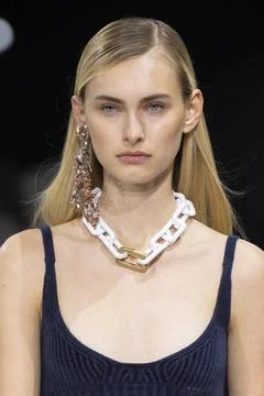  Off-White Fall Winter 2020 at Paris Fashion Week Off-White Fall Winter 20... Stock-Fotos