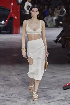  Off-White Fall Winter 2020 at Paris Fashion Week Off-White Fall Winter 20... 스톡 사진