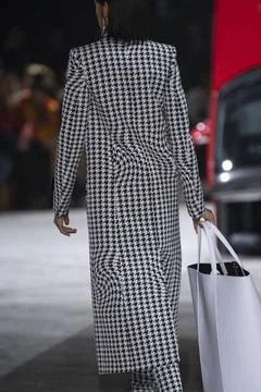 Off-White Fall Winter 2020 at Paris Fashion Week Off-White Fall Winter 20... 스톡 사진