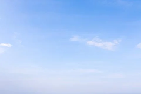 White fluffy cloud in the blue sky Foto stock