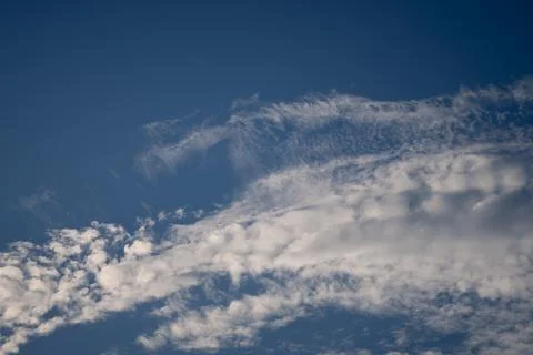 White fluffy clouds in the blue sky Foto stock