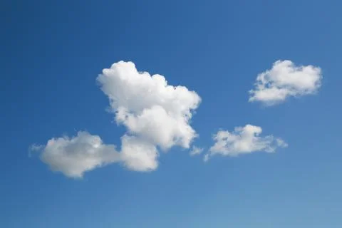 White, Fluffy Clouds In Blue Sky. Background From Clouds Foto stock