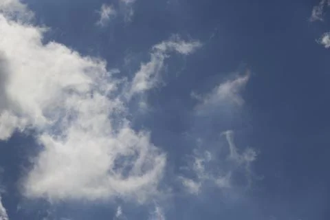 White fluffy clouds in the sky. Stock-Fotos