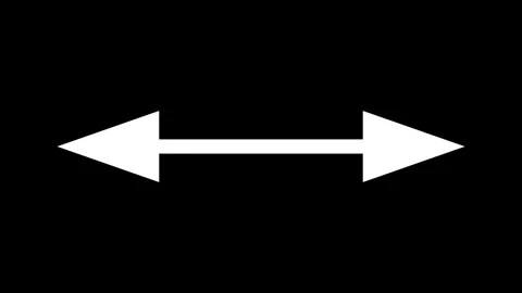 White horizontal arrow moving on black. Vidéo 331898886