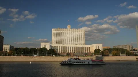 White house building in Moscow.Timelapse in motion Stock-Footage 22331069