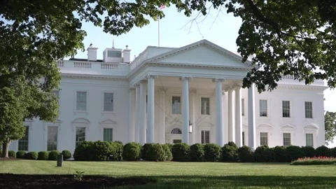 White House North gate yard with columns and green lawn Stock Footage 327414821