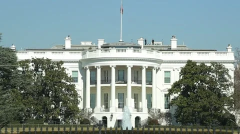 White House tilt down clear sunny day Washington DC Stock Footage 21453036