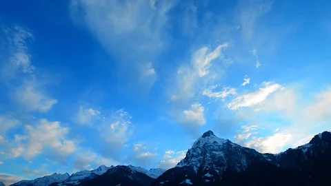 White light clouds flew across the sky. Video stock 74183408