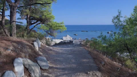 White Marble Rocks in Crystal Clear Blue Sea on Mediterranean Coast Vídeo Stock 341677061