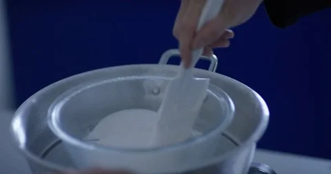 White Mix being mixed 動画素材 81493201