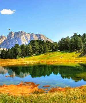 White Mountain with beautiful trees and water Stock Photos
