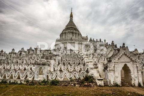 White pagoda of Hsinbyume in Mingun, Myanmar Stock Photos