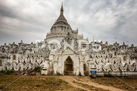 White pagoda of Hsinbyume in Mingun, Myanmar Stock Photos