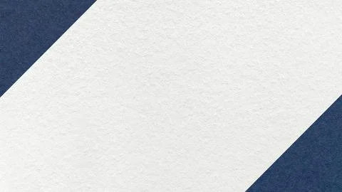 White paper texture background with dark blue corners and copy space for bann Foto stock