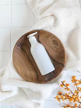 White plastic bottle with pump mock up, used for liquid soap, shampoo and l.. Stock Photos