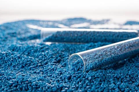 White plastic grain, plastic polymer granules,hand hold Polymer pellets, Ra.. 写真素材