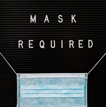 White plastic letters. Note: Mask required Stock-Fotos