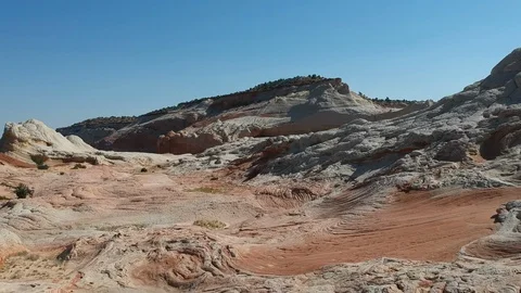 White Pocket: flying backwards Video stock 107878589