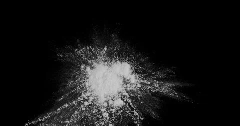 White powder thrown on black background Vídeos de archivo 253160988