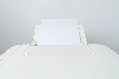 White Printer With Blank Paper Feeding Into Office Copier Minimal Desk Prin.. Stockfoto's