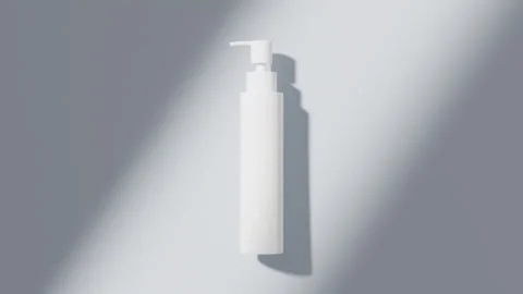 White pump bottle promo Video, luxury cosmetic product studio lighting, ski.. Stock Footage 334693245