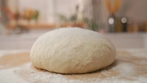 White Round Dough Cook Stockbeeldmateriaal 273501475