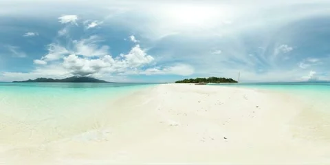 White sand beach in Camiguin, Philippines. Mantigue Island. Virtual Reality 360. Stock Footage 251399446