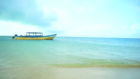 White sand beach, Ocean Wave On Sandy Beach Stock Footage 147824804