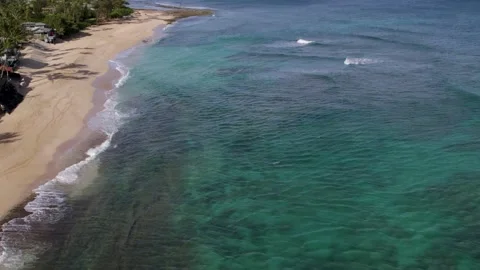 White Sandy Beach with Turquoise Blue Water in Hawaii Stock Footage 195066775