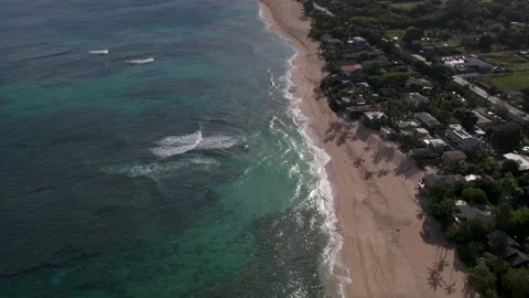 White Sandy Beach with Turquoise Blue Water in Hawaii Stock Footage 195067384