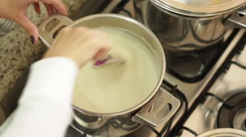 White Sauce Video stock 40630844