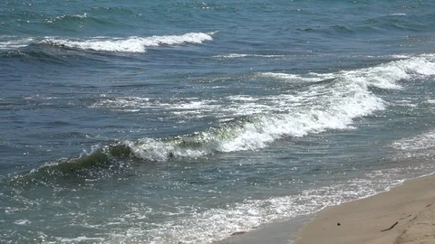 White Sea waves crashes at beach. Slow motion 250 fps Stock-Footage 89893267