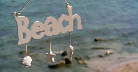 WHITE SHADOWED BEACH DECORATION SIGN NATURAL MOVING 库存影片 83017465