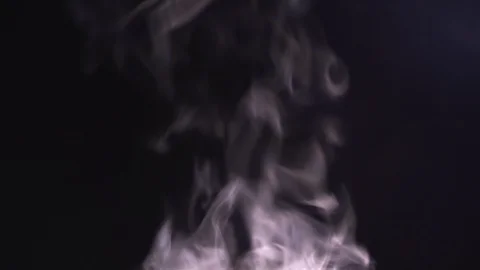 White smoke on a black background Vídeos de archivo 127357924