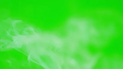 White smoke floating slow motion on green screen background 库存影片 221672020