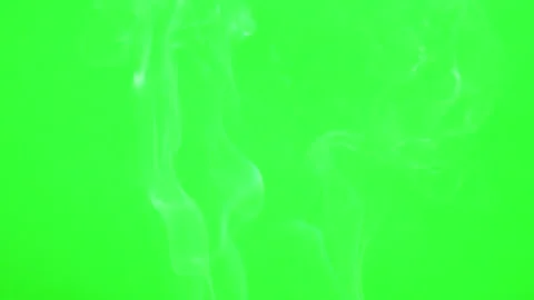 White smoke floating slow motion on green screen background 스톡 동영상 226808117