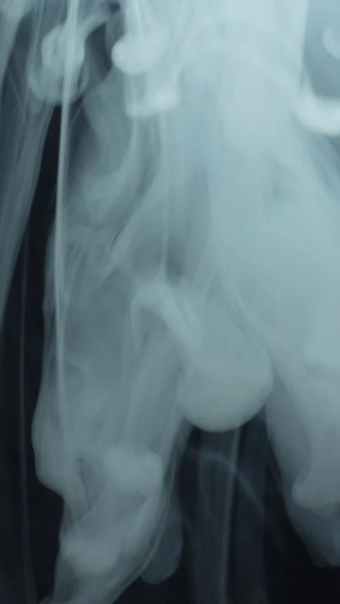 White Smoke movement on Black Background Vertical video 库存影片 333923981