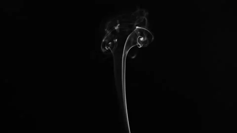 White smoke or dust, wavy and swirly on black background perfect for compositing Stock Footage 194160153
