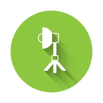 White Studio light bulb in softbox icon isolated with long shadow. Shadow ref Illustrazione stock