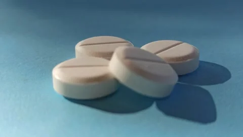 White tablet pills Stock-Footage 281080515
