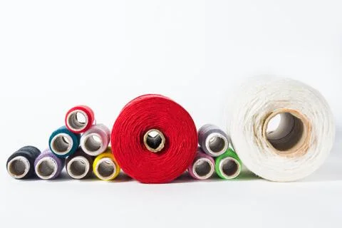 White thread isolated on white background. Rope, wool, knitting homemade Foto stock