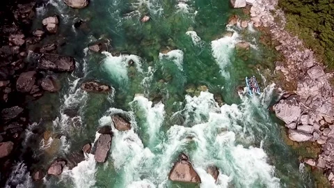 White water rafting Stock Footage 152458073