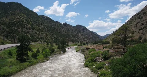 White water rafting 動画素材 250352257