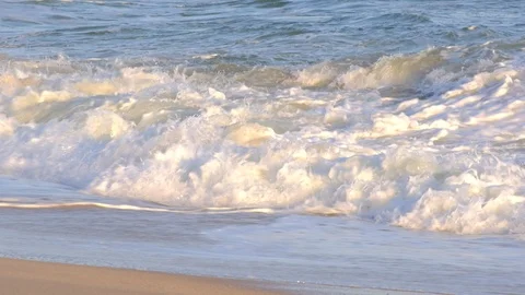 White wave Vídeos de archivo 91219716