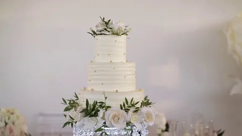 White wedding cake Stock Footage 79610941