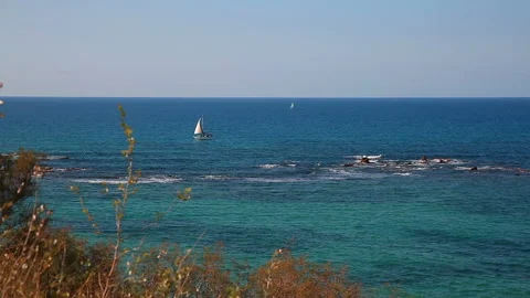 White yacht moving 動画素材 94442853