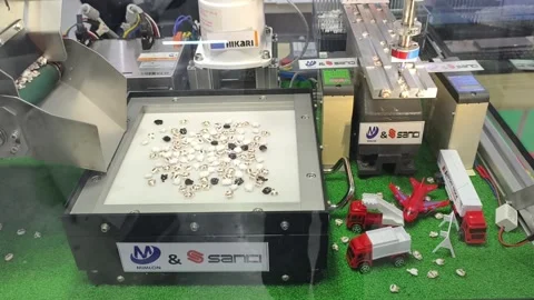 White Yamaha SCARA robot Stock-Footage 336839260