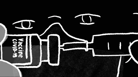 Whiteboard style animation of a nurse preparing to vaccinate a person against Video stock 153464528