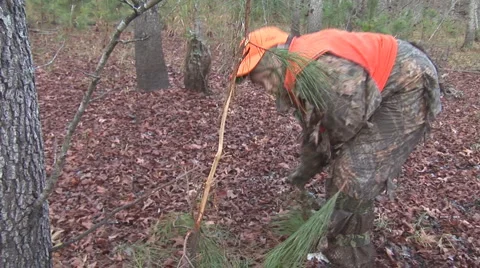 Whitetail Deer Hunter Stock Footage 905488